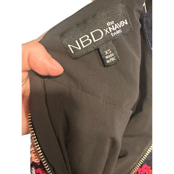 NBD x Naven Twins Weekend Stay Maxi Dress slit Lined XSmall V-Neck Floral Straps - Picture 9 of 9